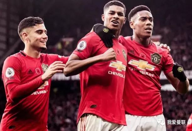  曼联新帅首秀取胜，拉什福德破门建功  