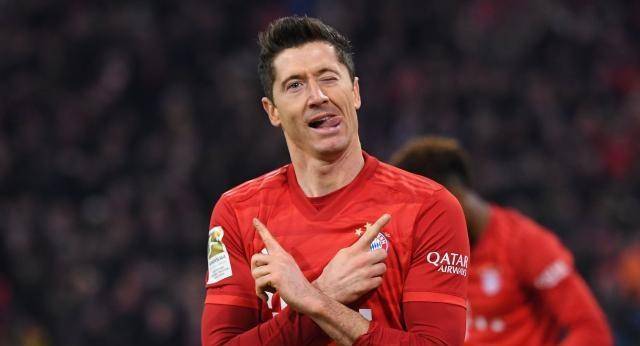  拜仁莱万破纪录领跑德甲金靴争夺战